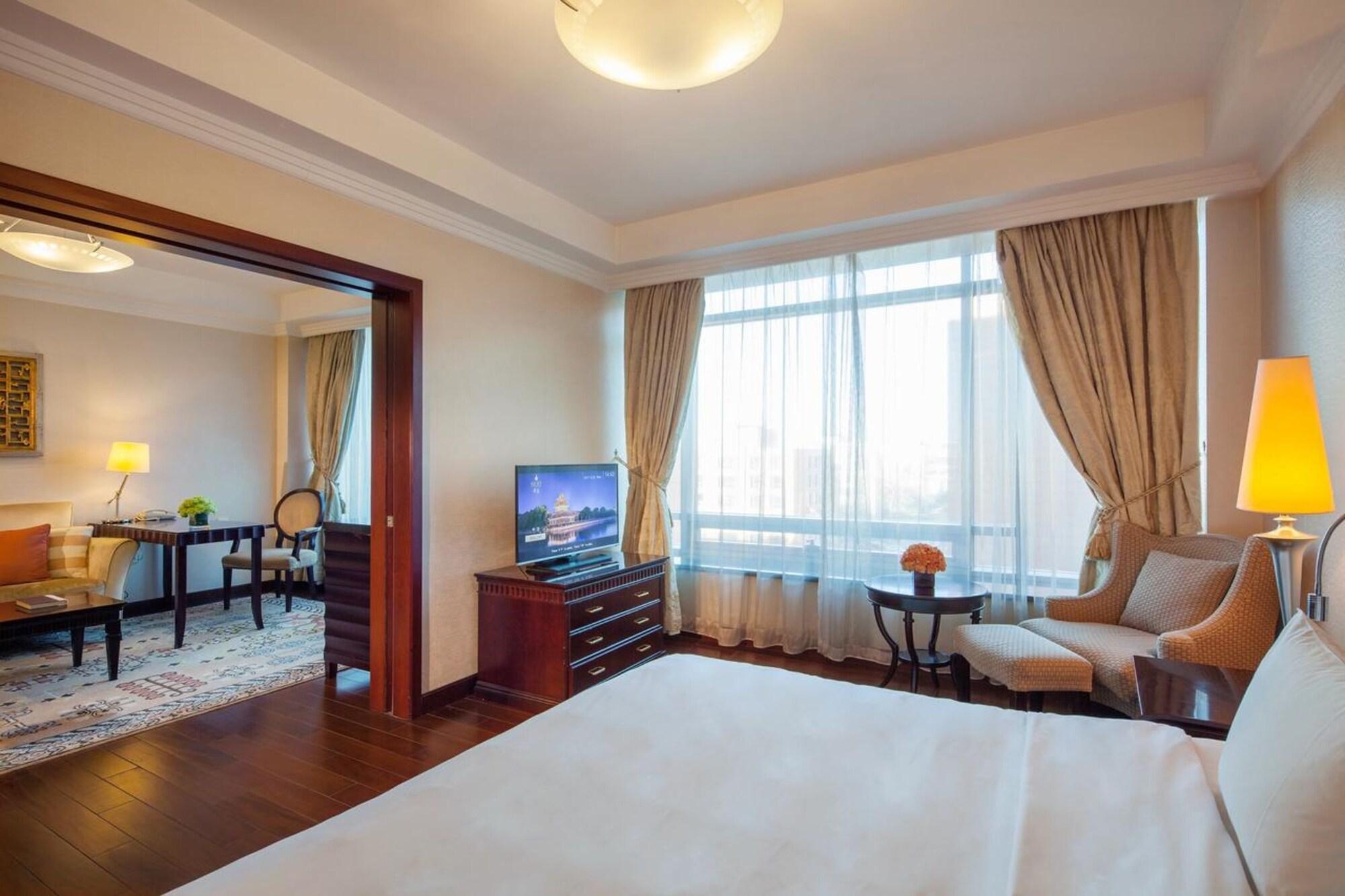 Beijing Hotel Екстериор снимка