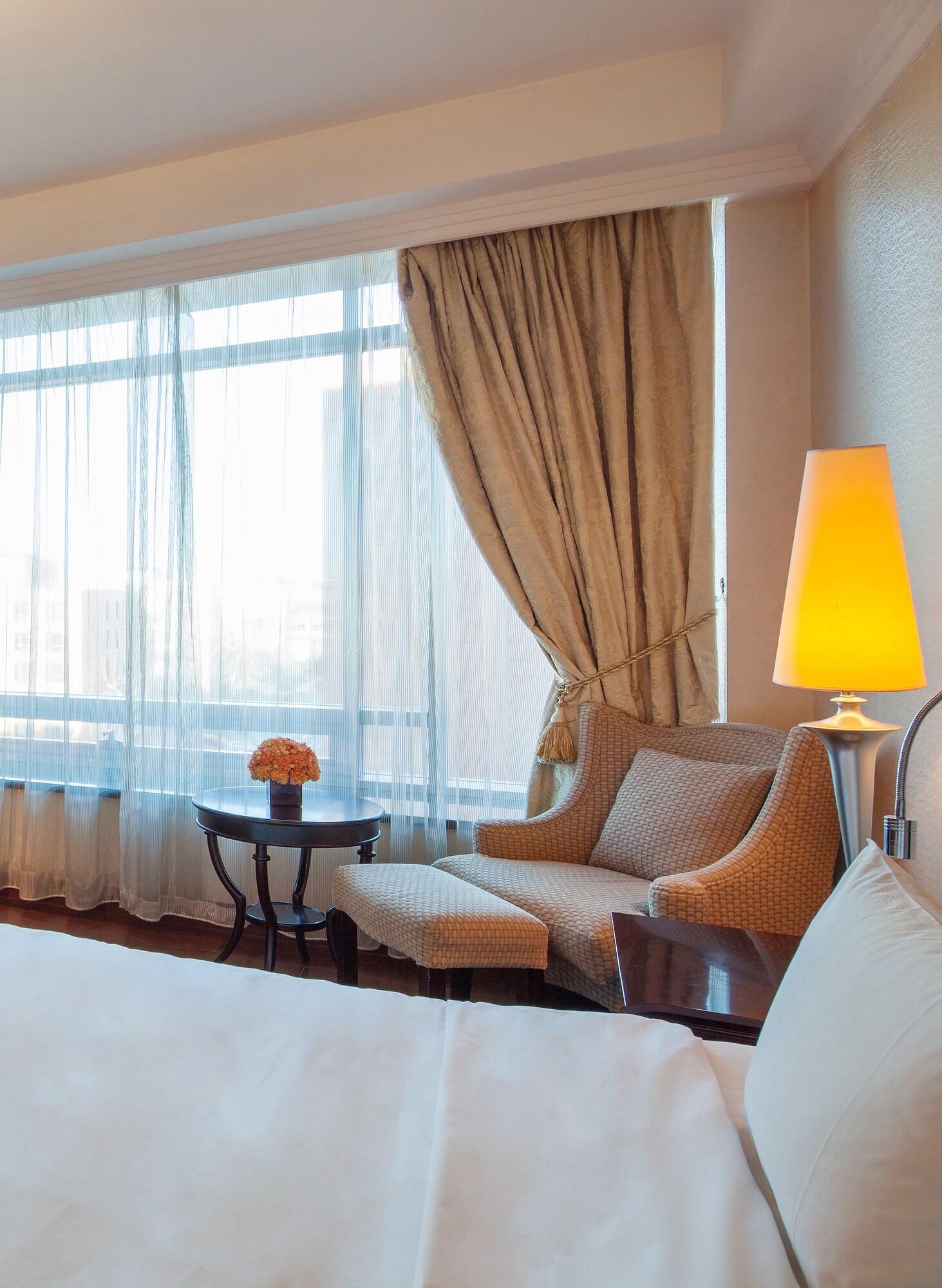 Beijing Hotel Екстериор снимка